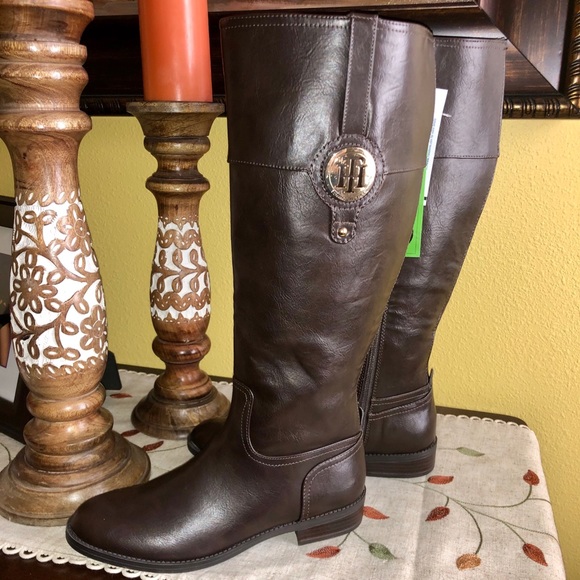 Tommy Hilfiger Shoes - TOMMY HILFIGER BROWN BOOTS 💋👢NEW